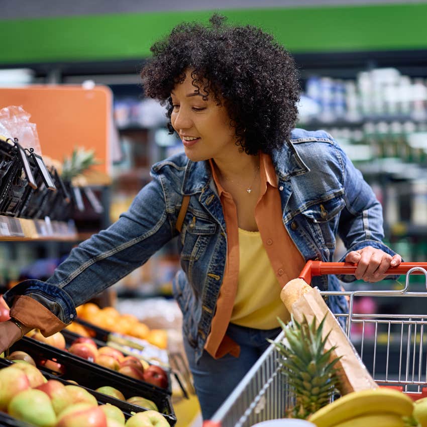 woman grocery shopping