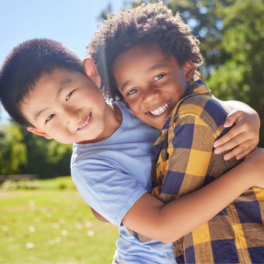 Kids learning to entertain themselves without a screen outside