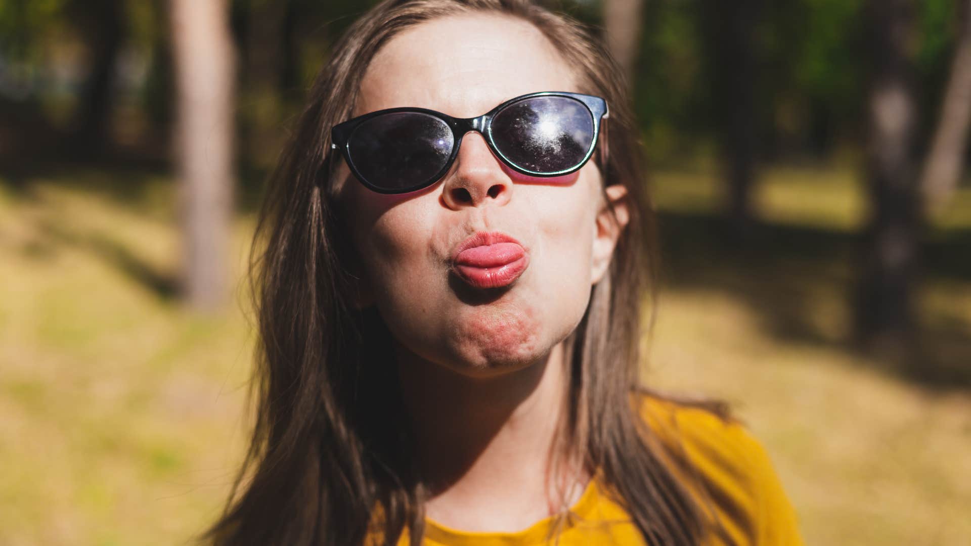 woman with zero morals saying if they were dumb enough they deserve it