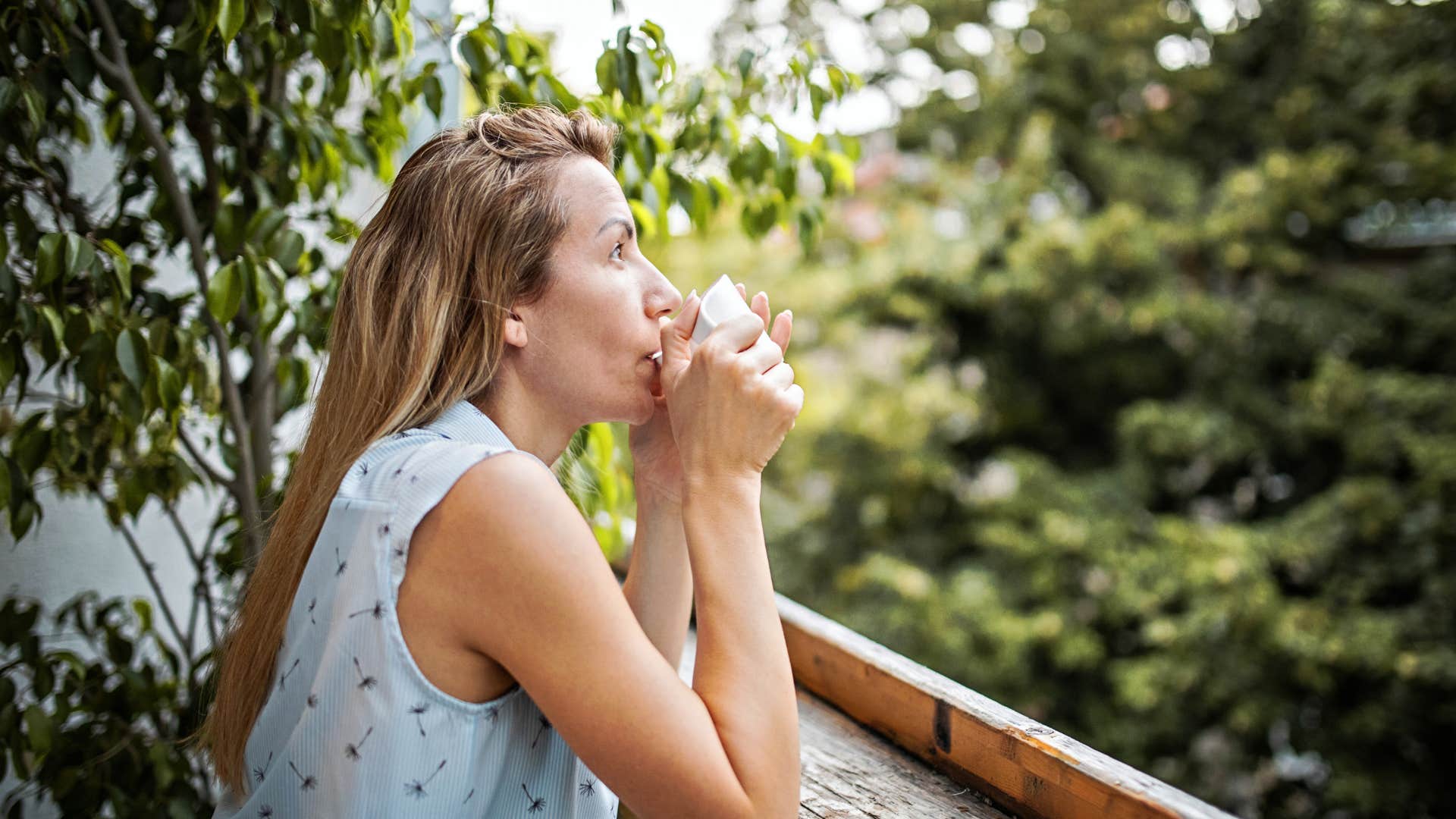 truly smart people make sure to hold their tongues because less criticism