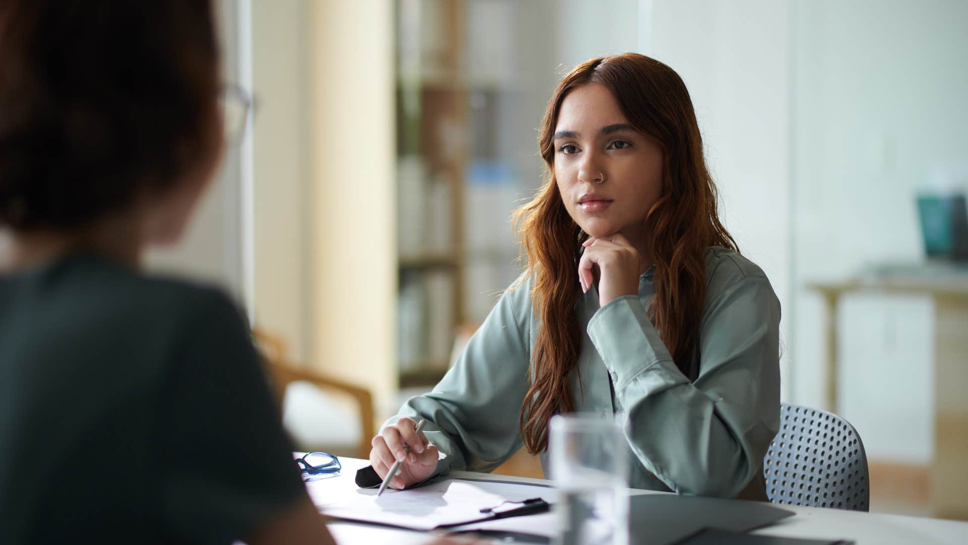 truly smart people make sure to hold their tongues because they seem intelligent