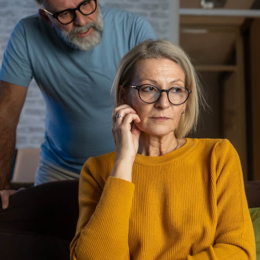 narcissistic woman trying to control the narrative turned away from her husband
