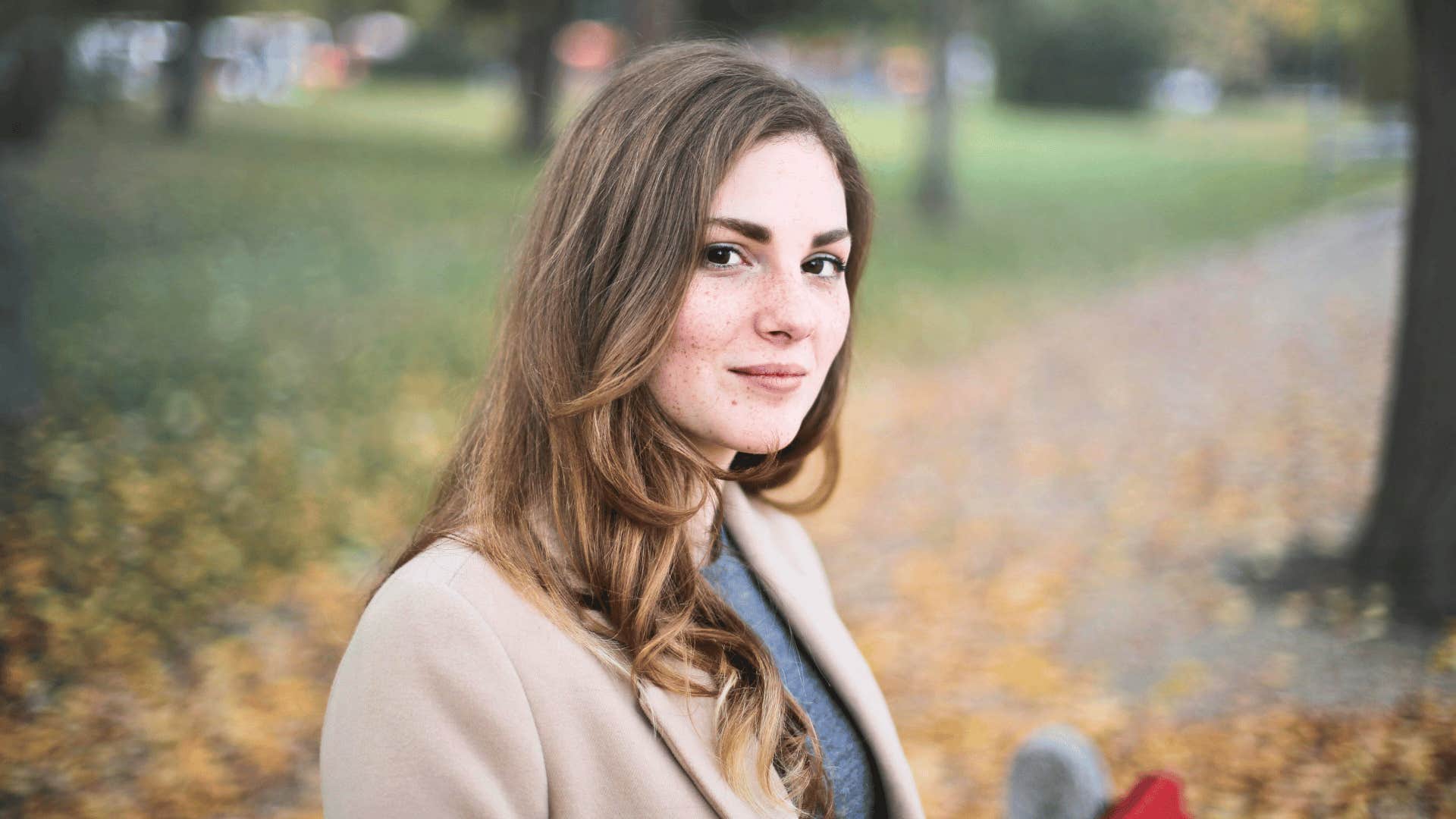 woman focusing on her relationship with herself