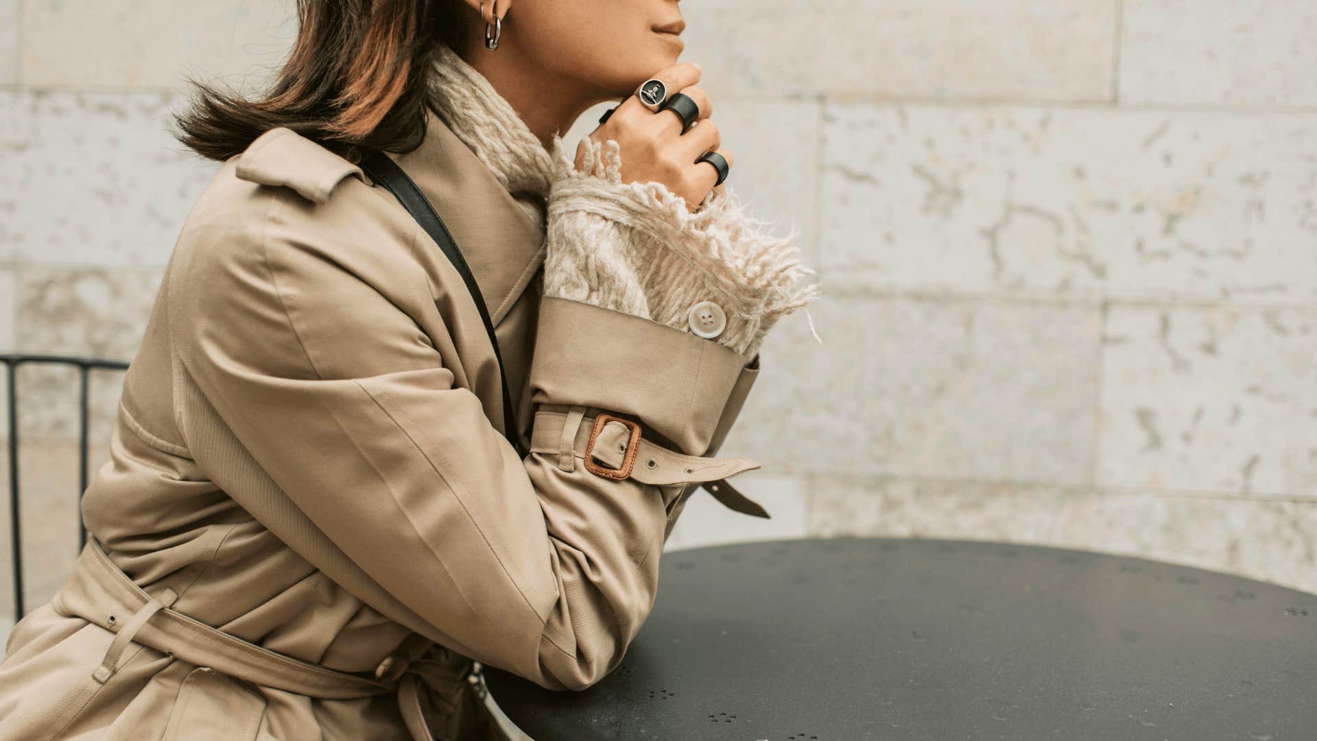 woman setting clear boundaries