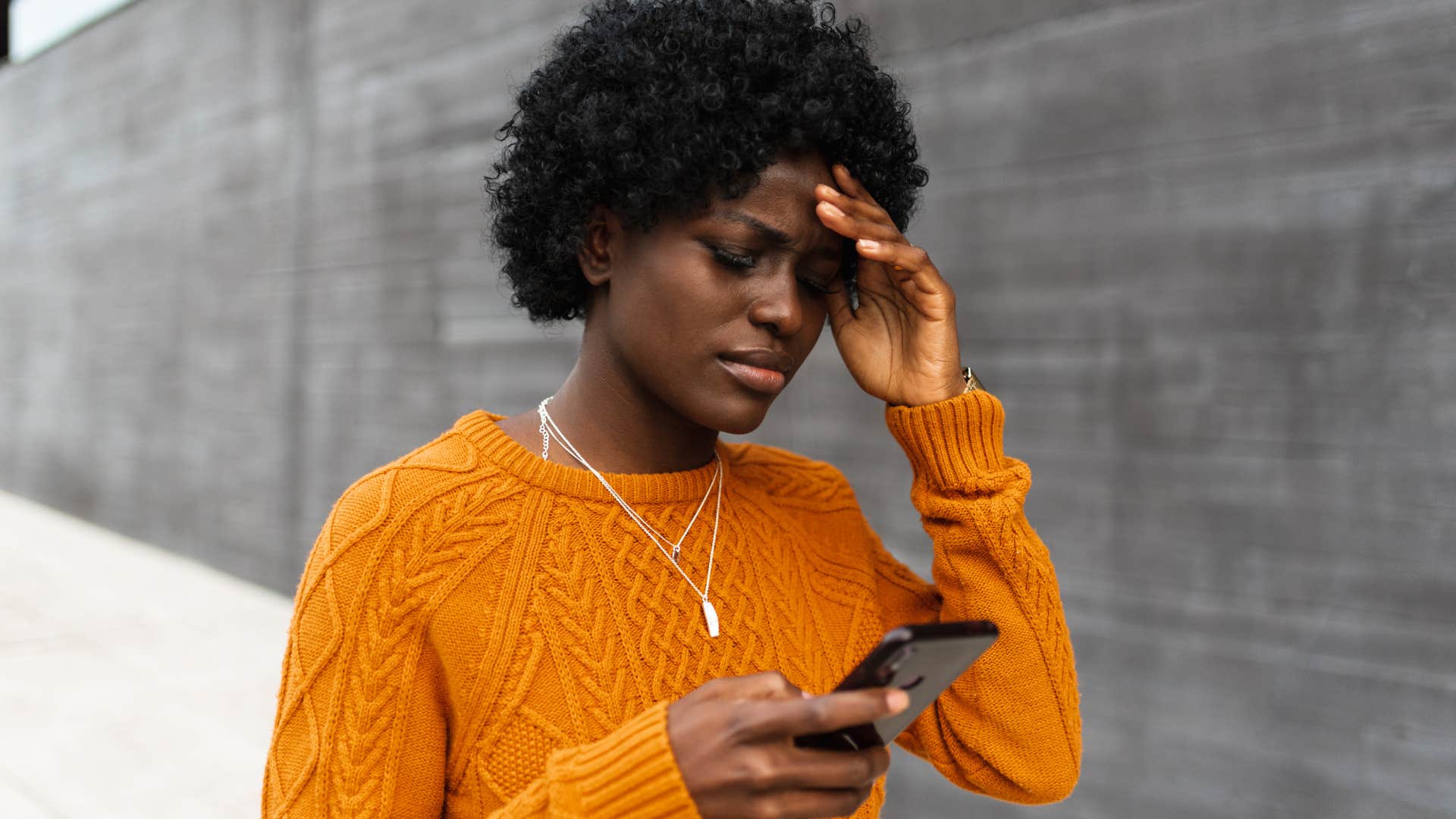 woman using social media for attention