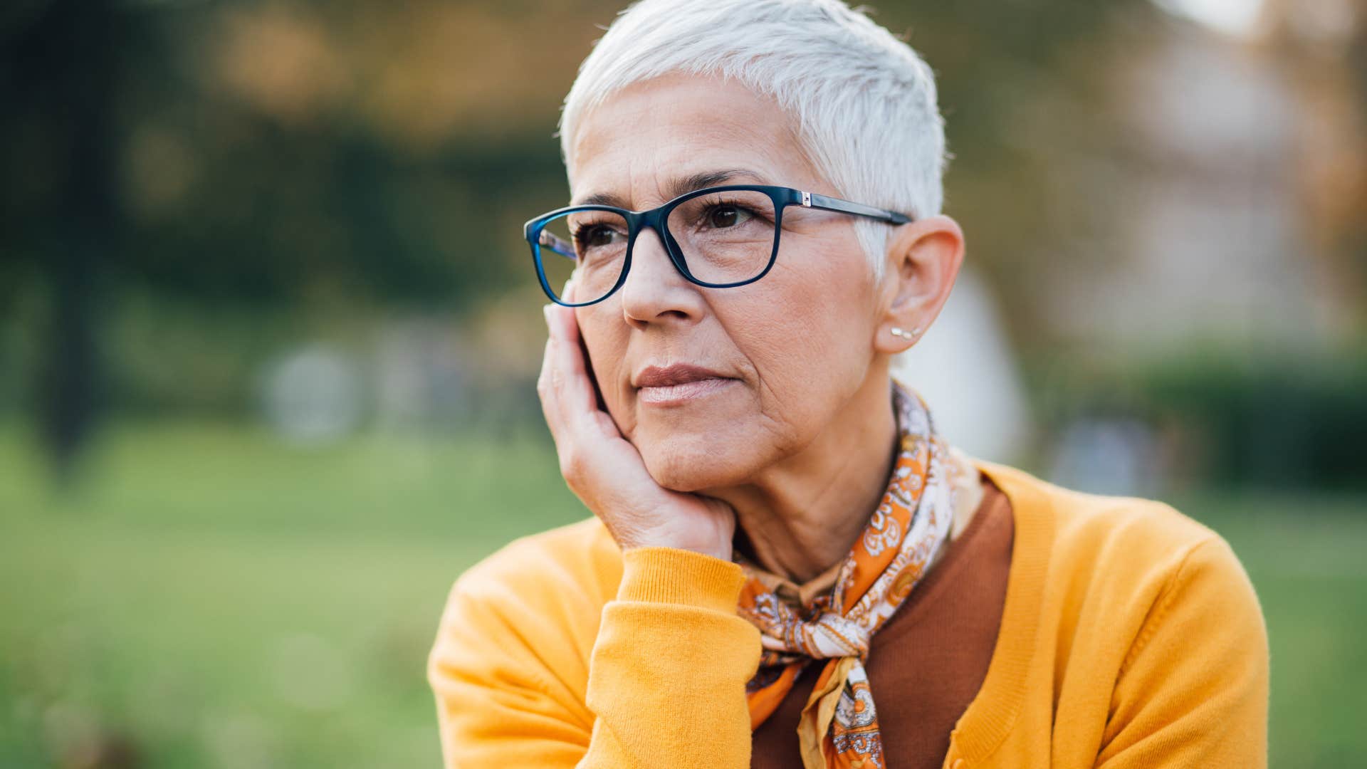 woman who turned into a loner because she is grieving 
