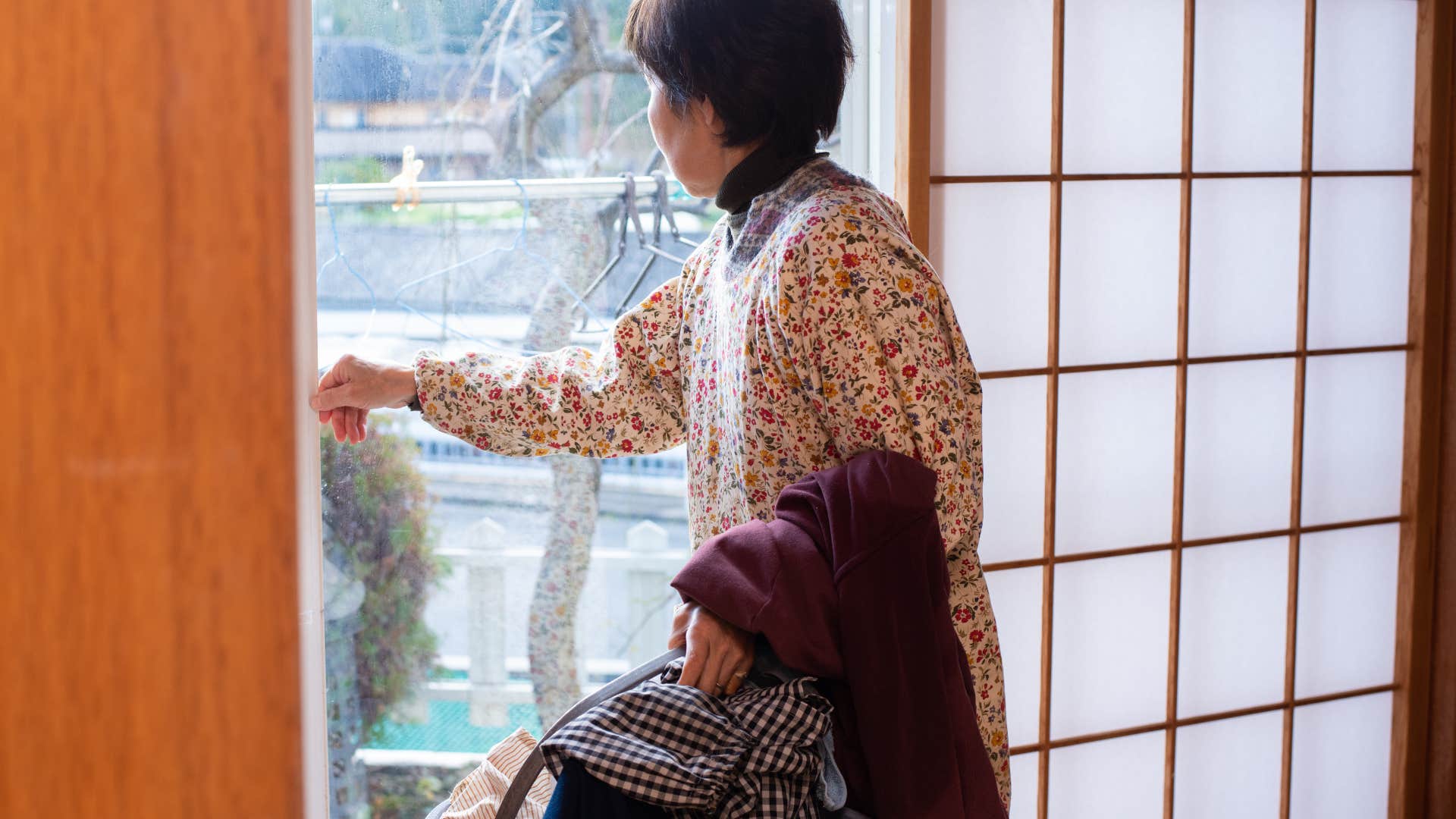 woman who turned into a loner because she is navigating an empty nest