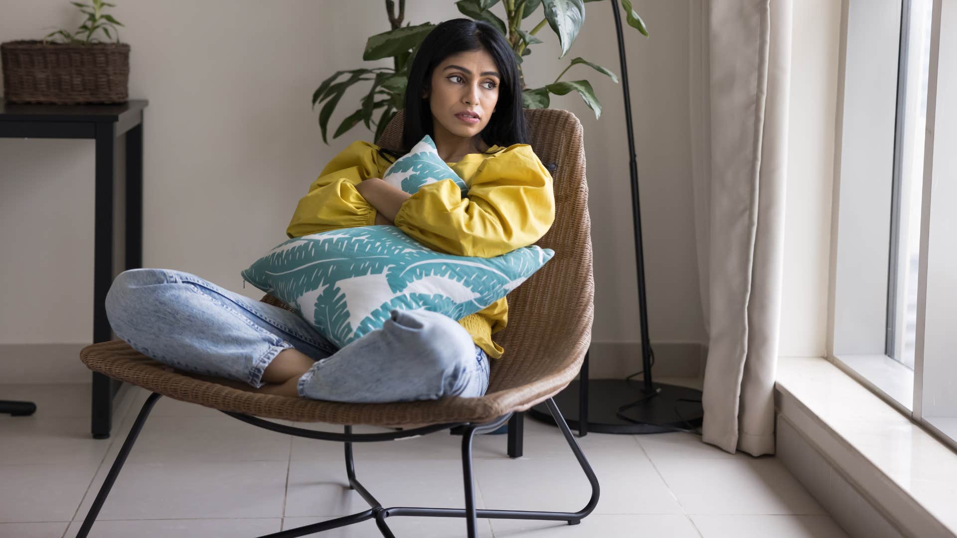 woman with few friends and no visitors feeling misunderstood at home