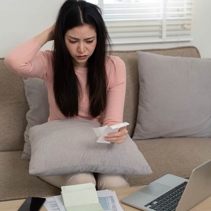 woman whose income doesn't match cost of living has given up on it ever happening