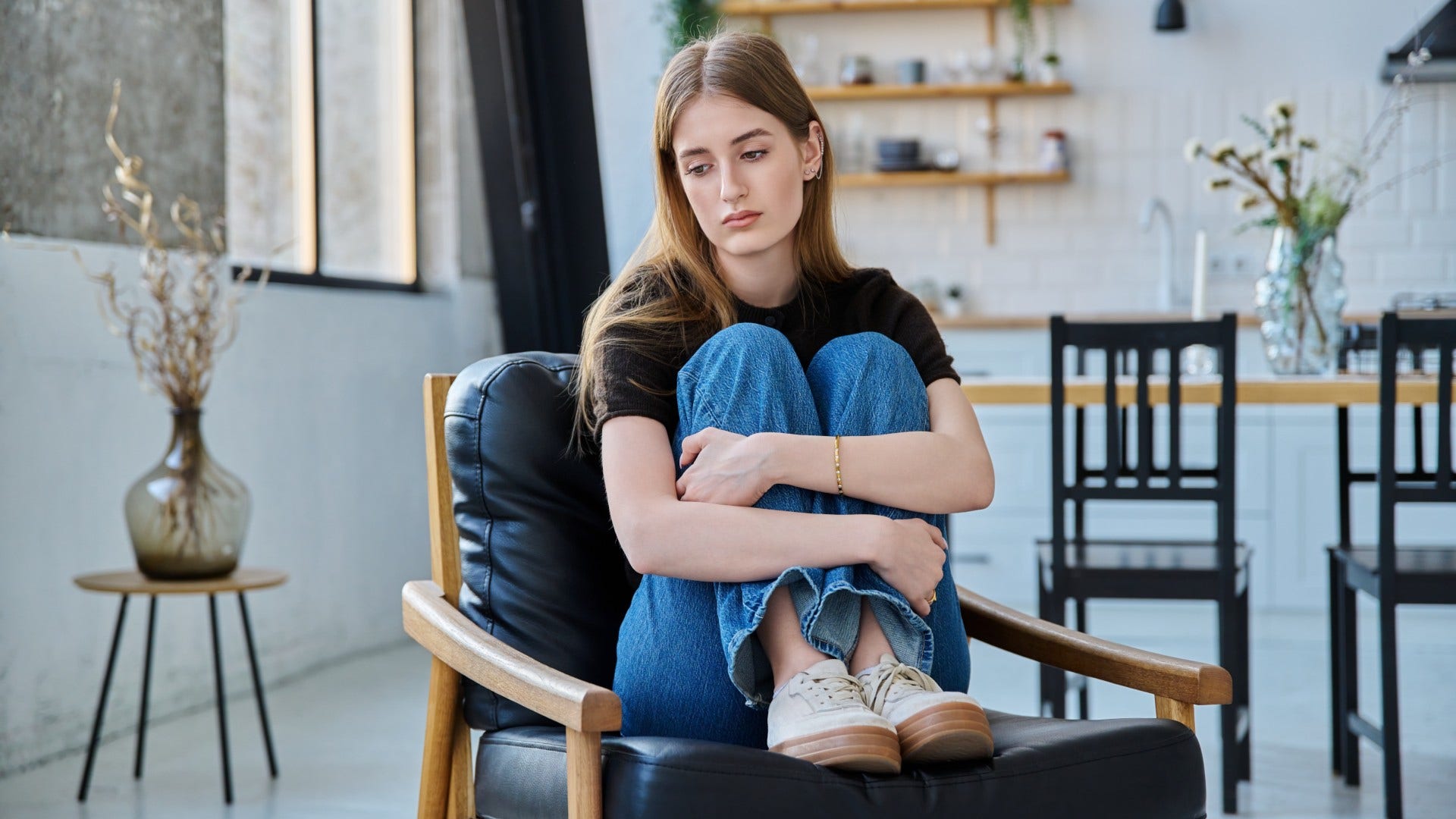 woman who feels anxious in love and makes it worse by avoiding vulnerability