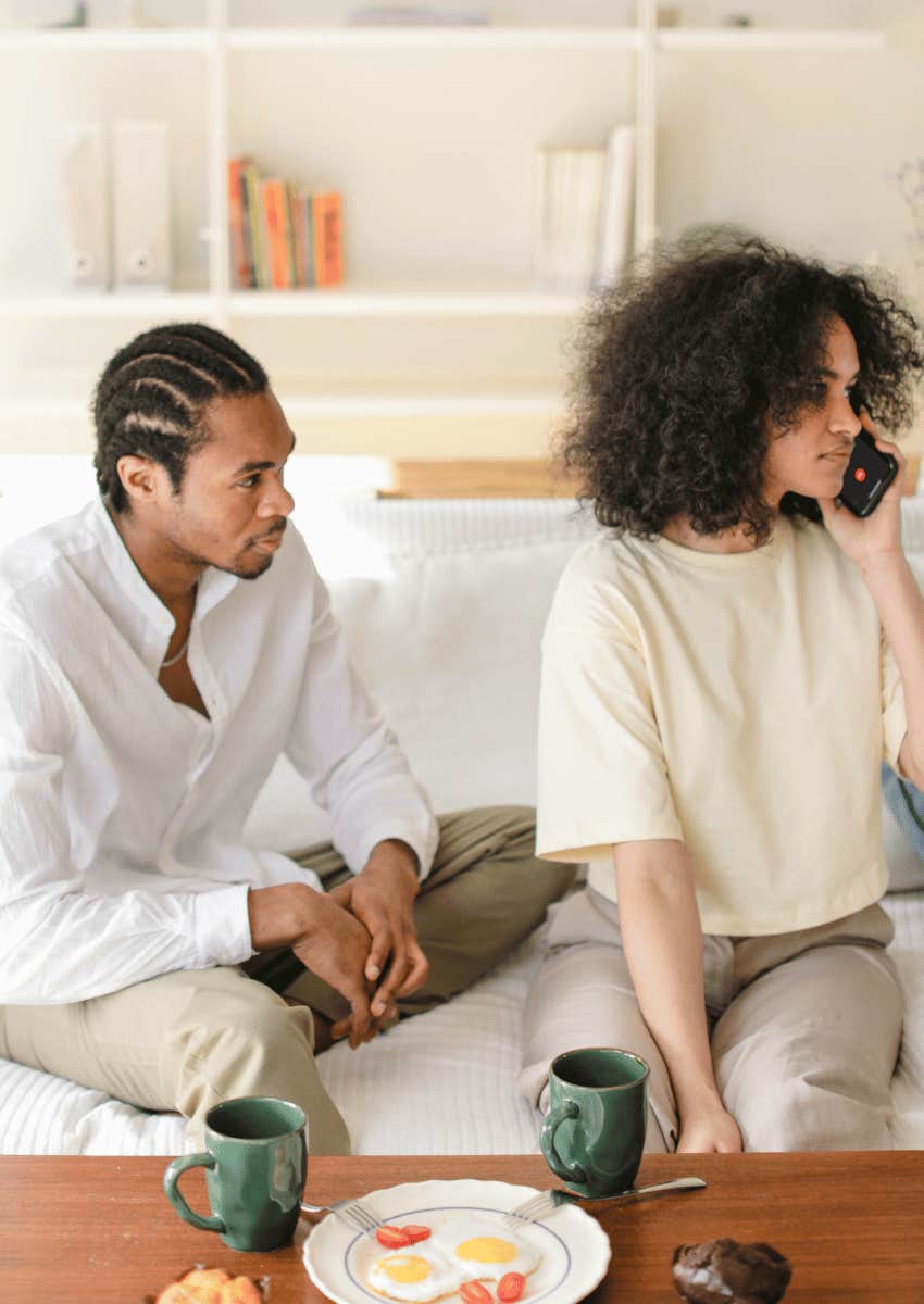 excessive screen time is a relationship habit that gen-z won't tolerate