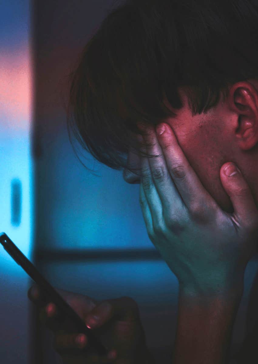 feel worse after scrolling because of self-comparison