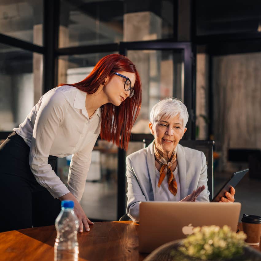 gen z worker moving up in management gen x woman refuses train younger worker