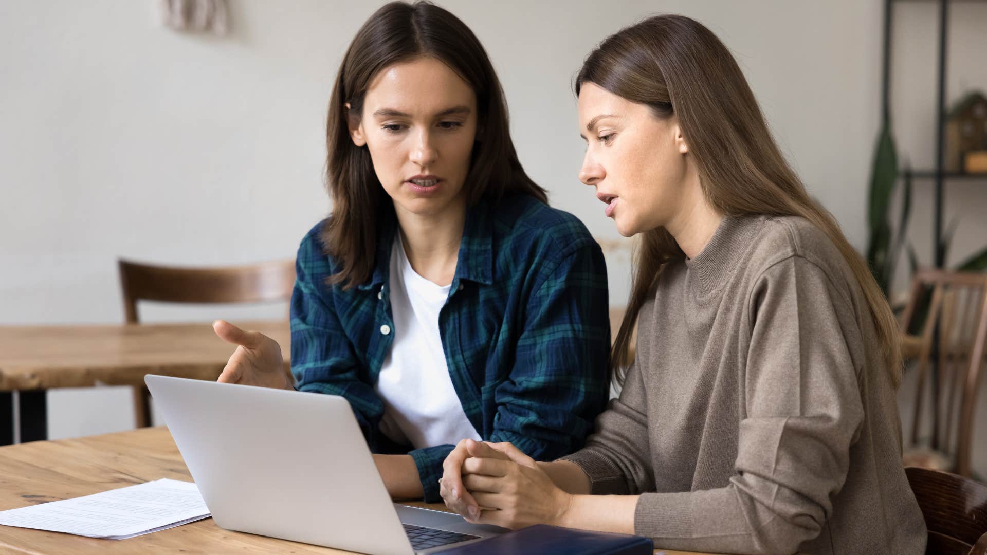 high iq woman who's okay with saying I don't know at work
