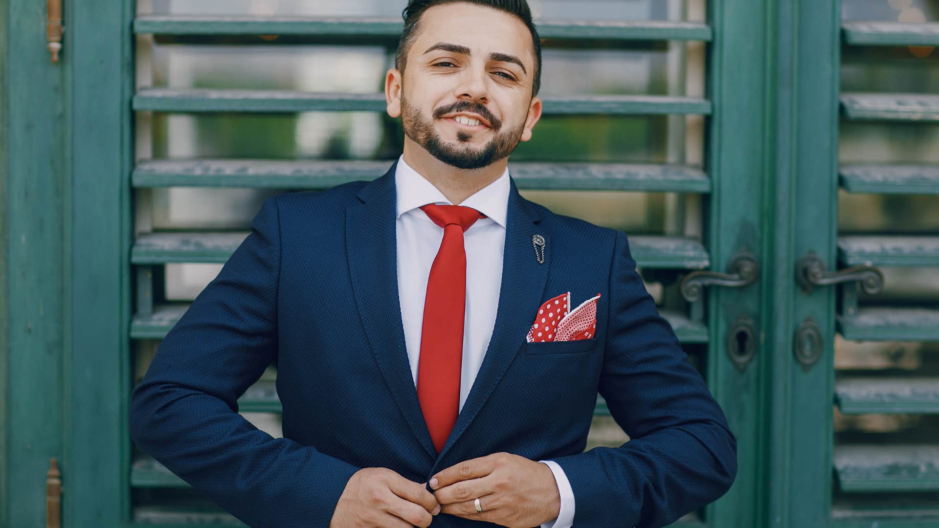 if a man thinks hes too cool for school hell likely use these phrases on a daily basis im on a different wavelength 