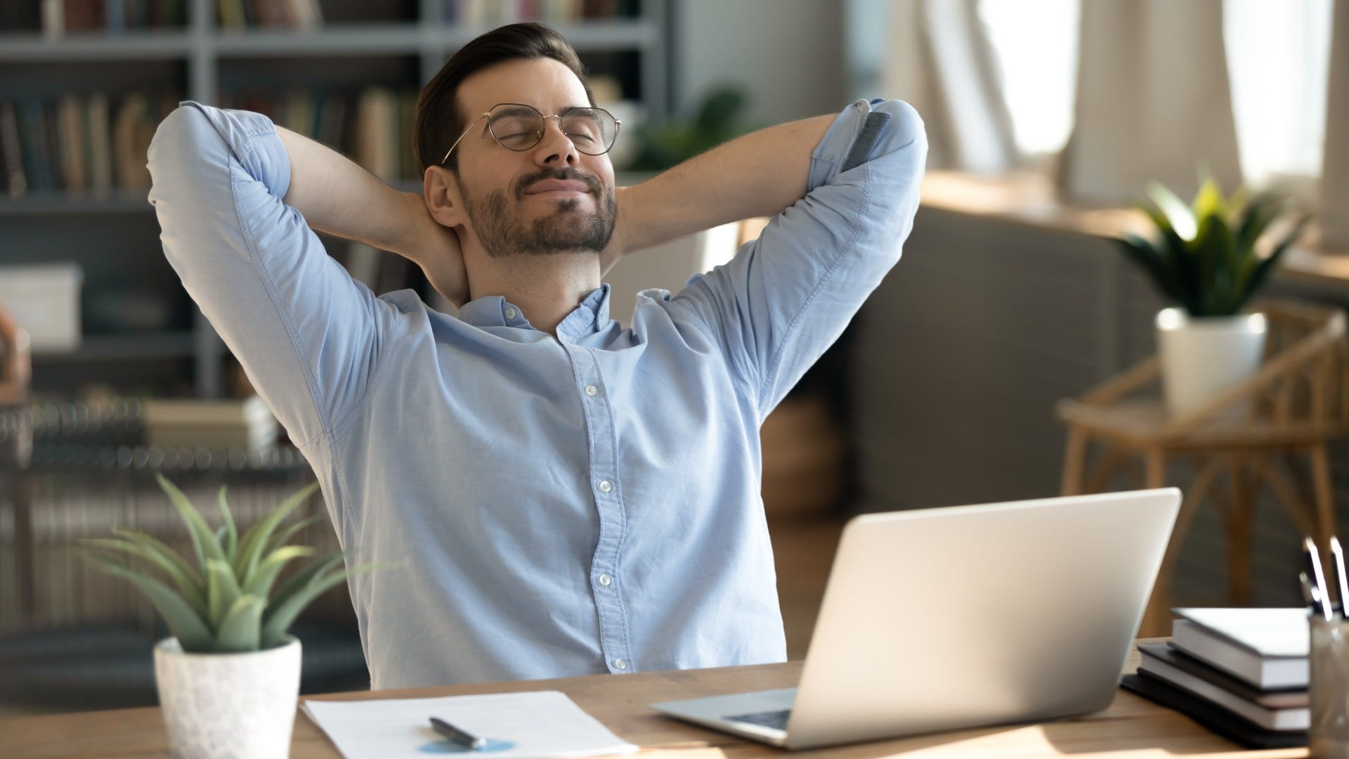 man who prioritizes independence over partnership who isn't marriage material