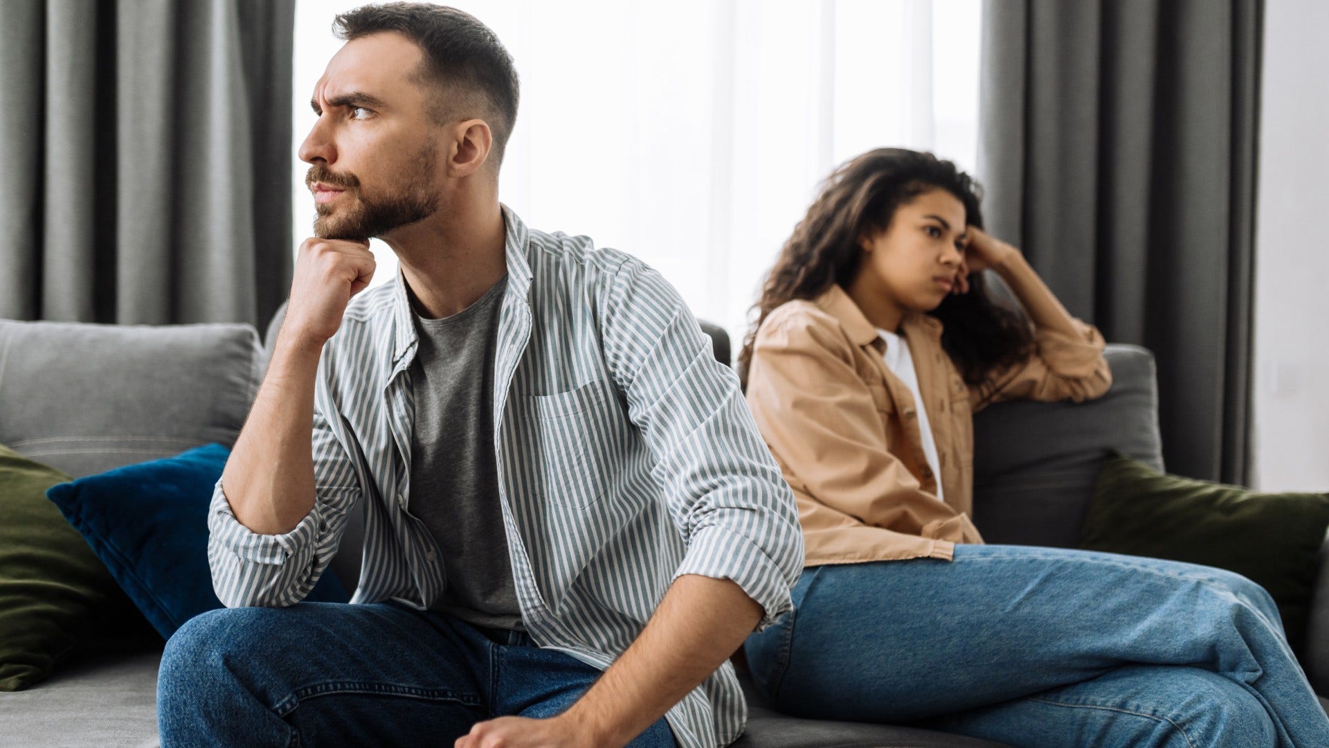woman whose partner avoids conversations about family dynamics