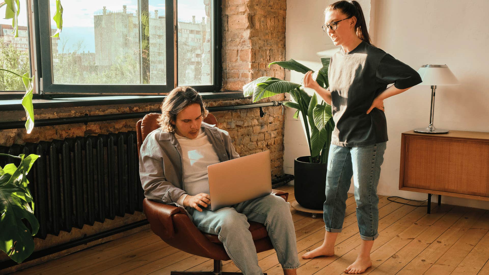 signs man not serious about woman obsessively guards his stuff