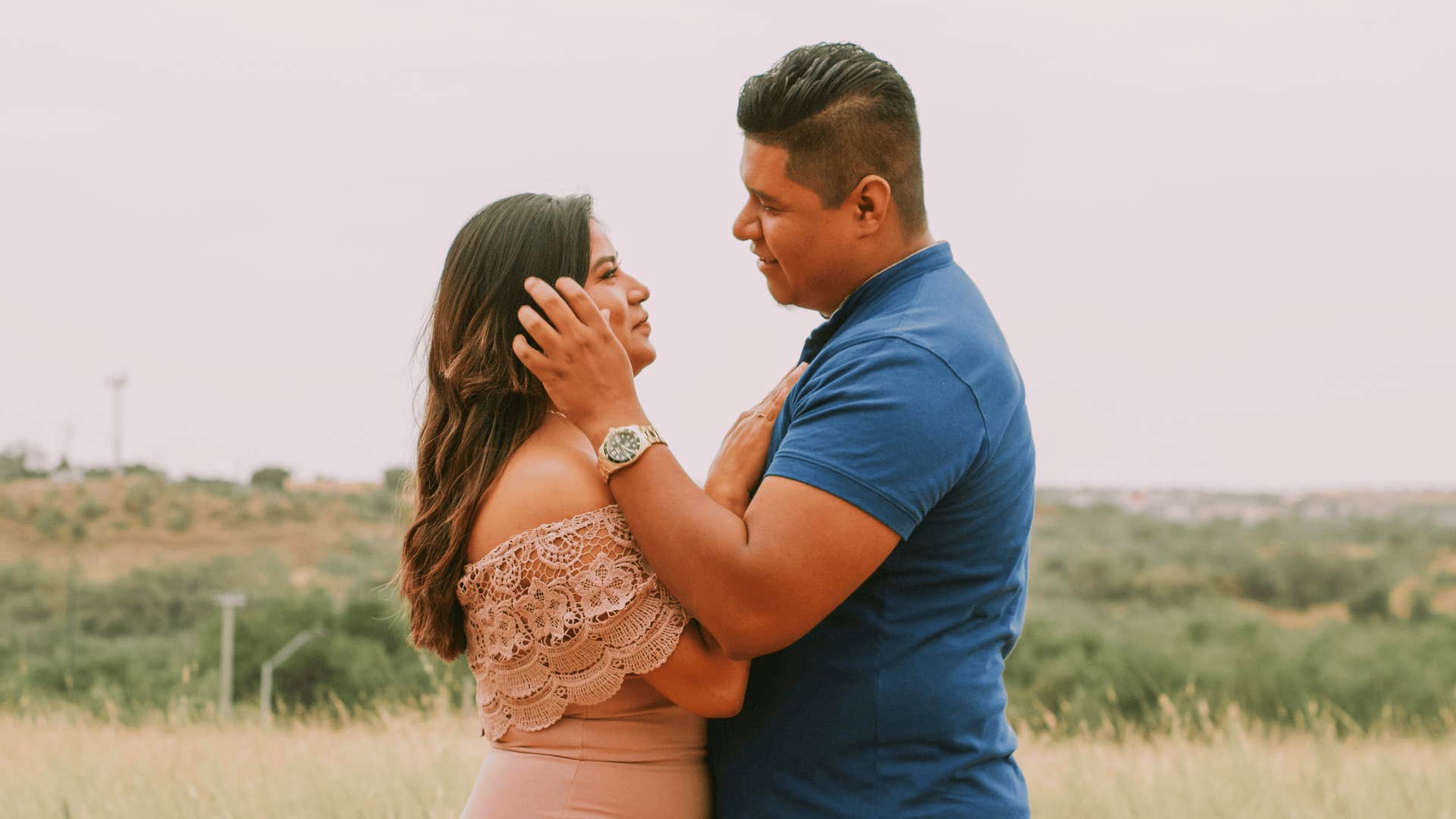 men need physical touch to feel happy in a relationship