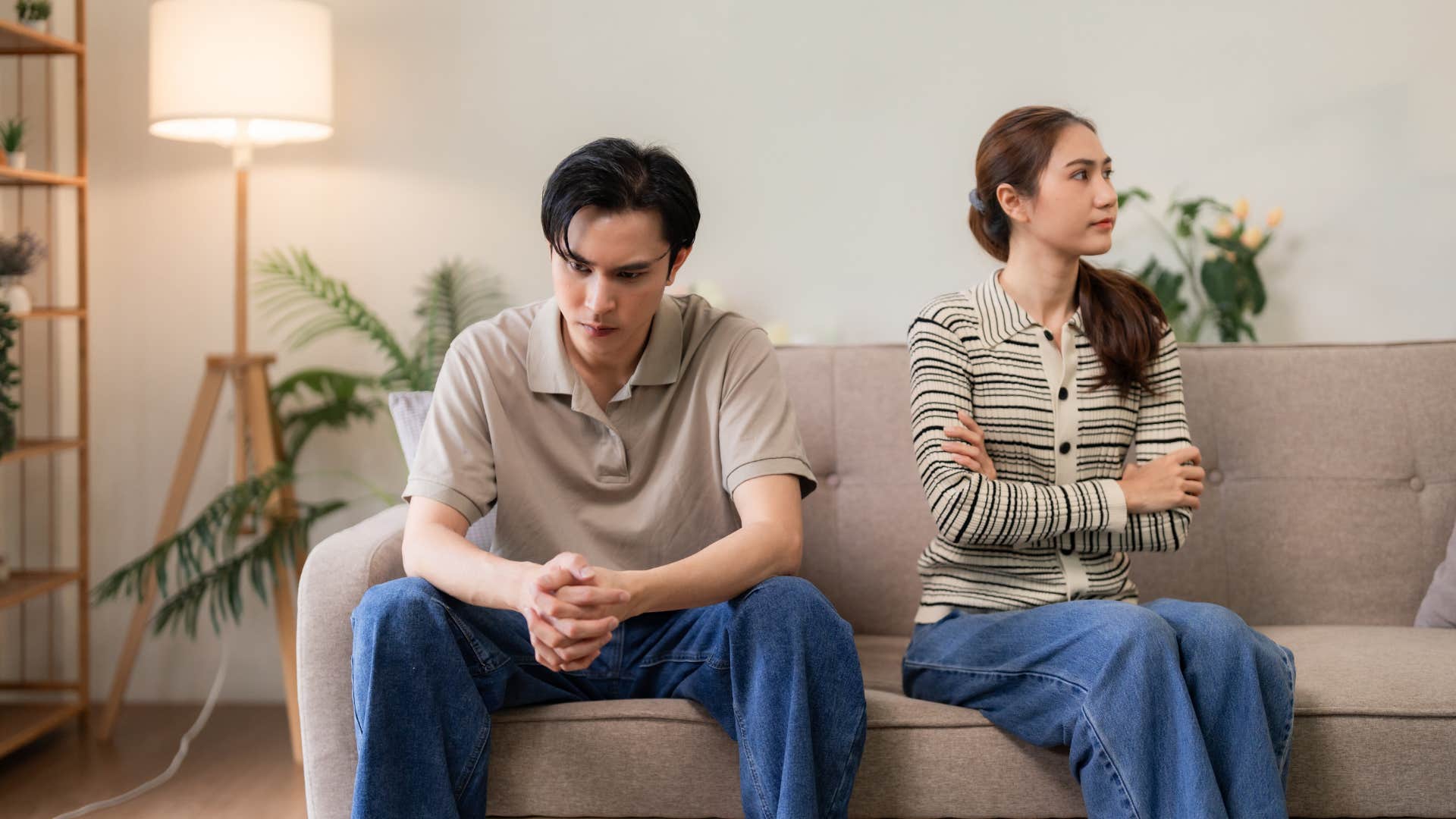 men who disappear when things get hard usually show these red flags early on they are emotionally unavailable 