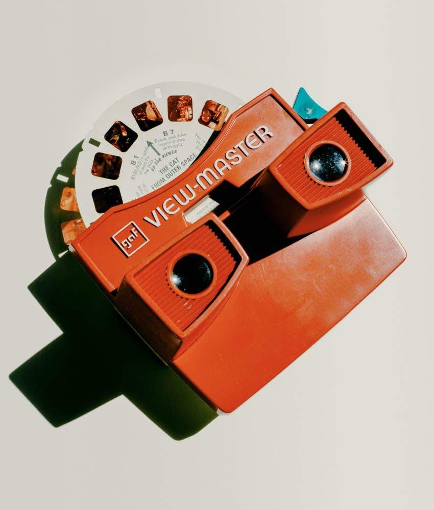 Vintage viewmaster solution to boredom in 60s and 70s