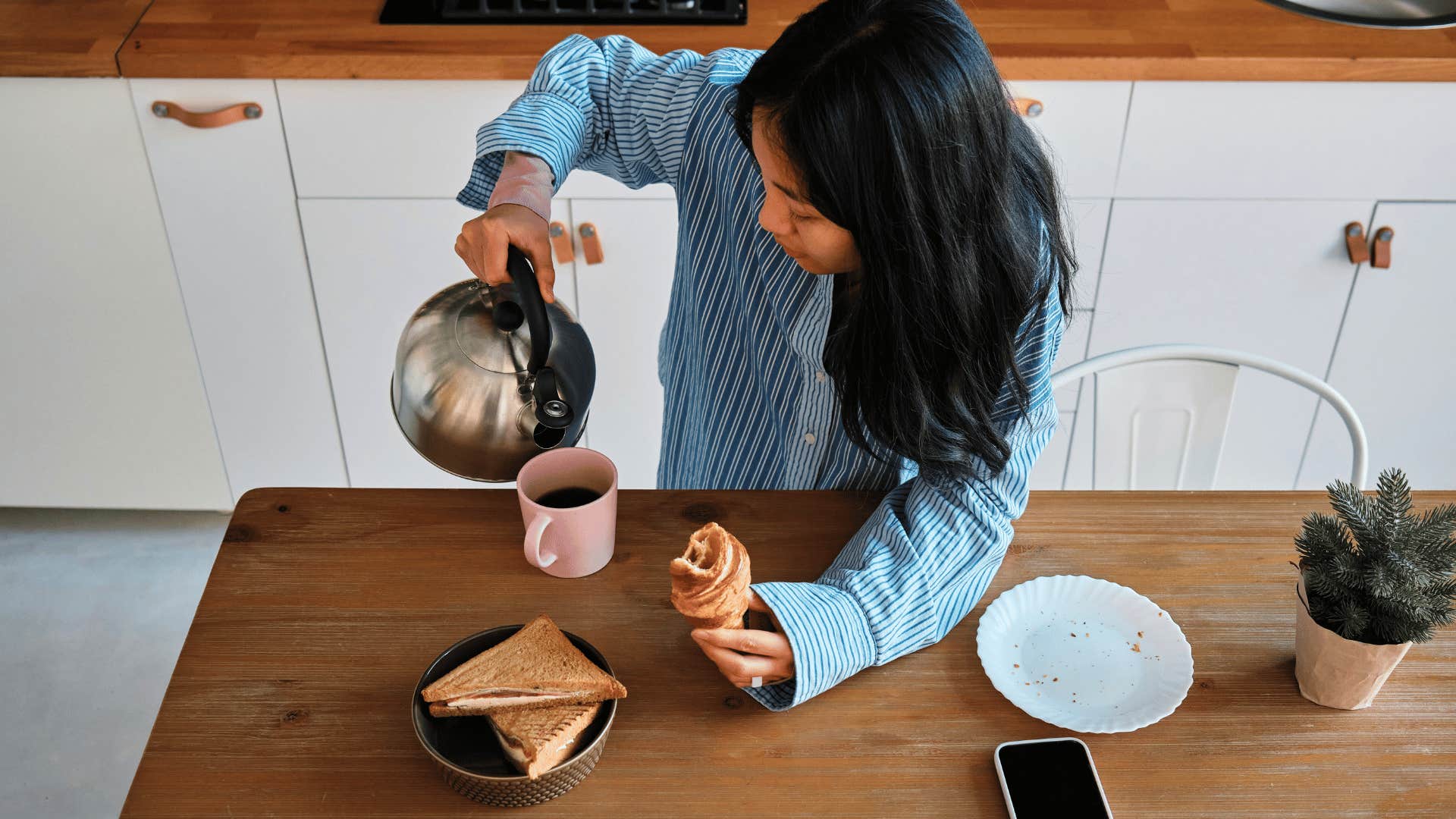 morning habit of making breakfast for yourself