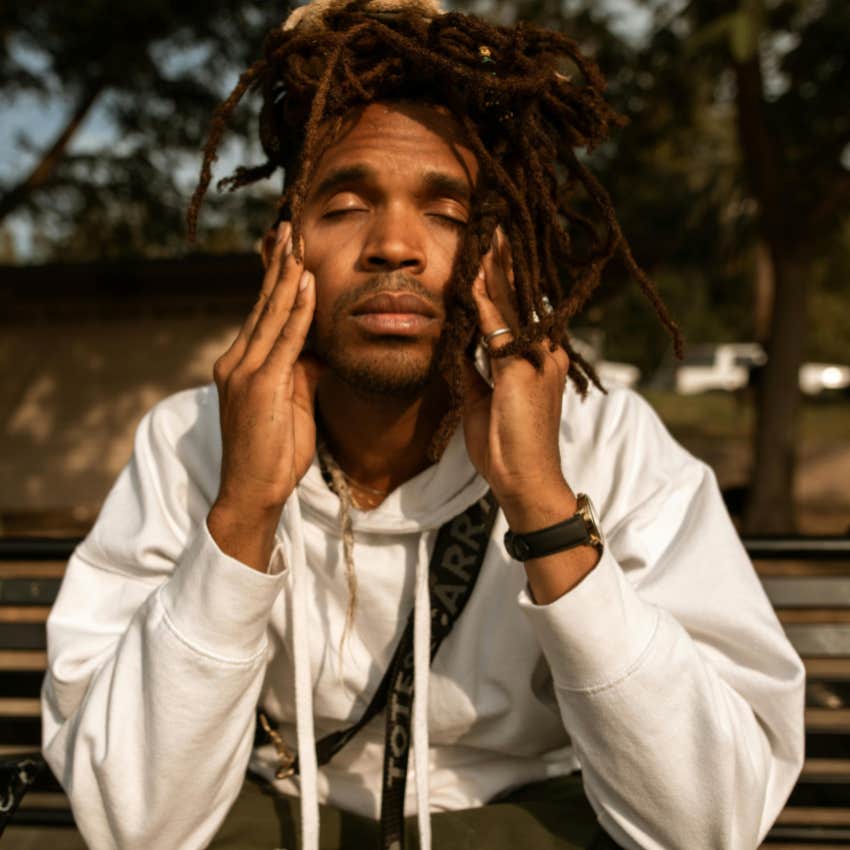 gen z man hiding his mental health when dating