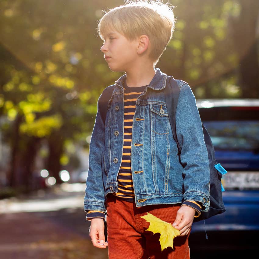 Kid who walks to school and plays unsupervised standing outside.