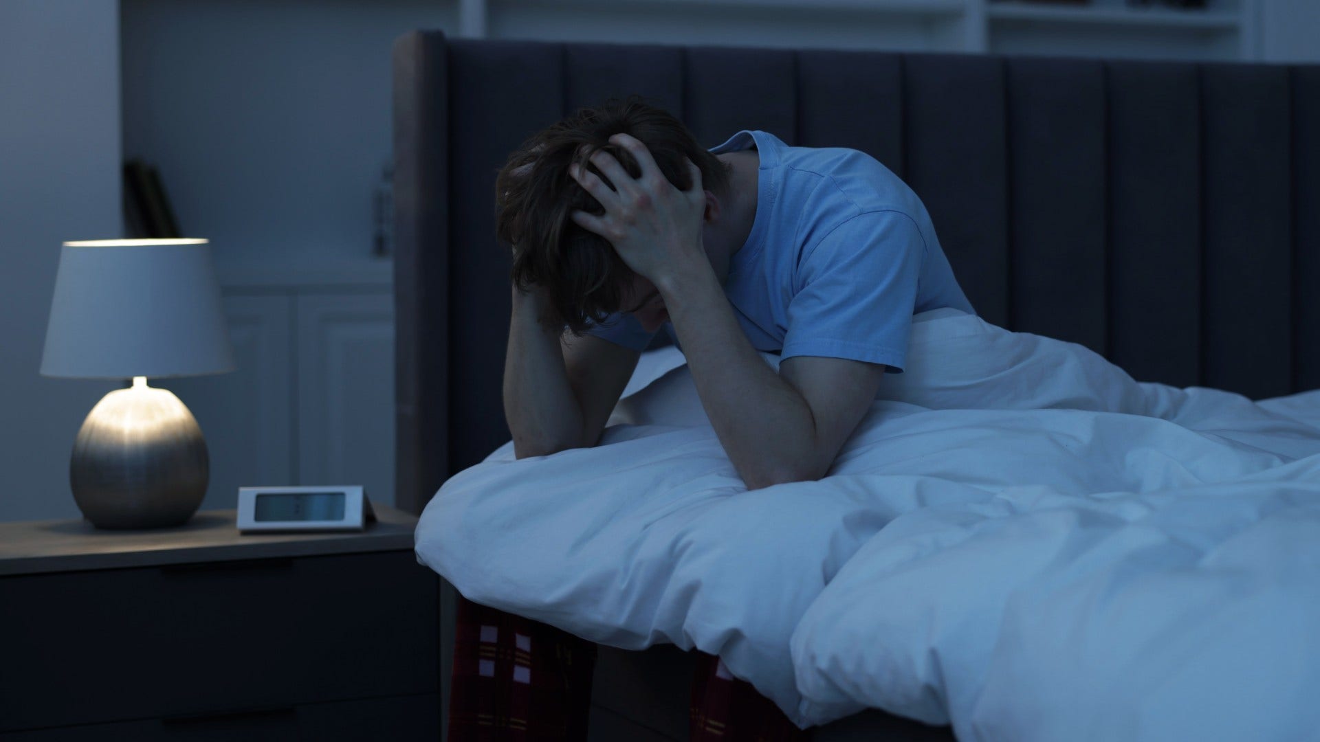 man who struggles to turn brain off at night experiences deeper emotional processing