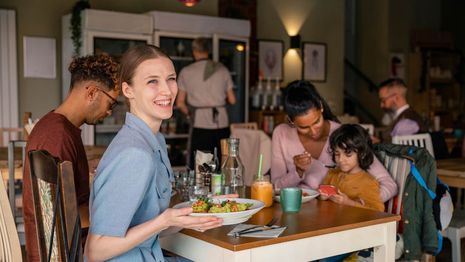 people who always want to split the bill at restaurants usually have these traits they are responsible 