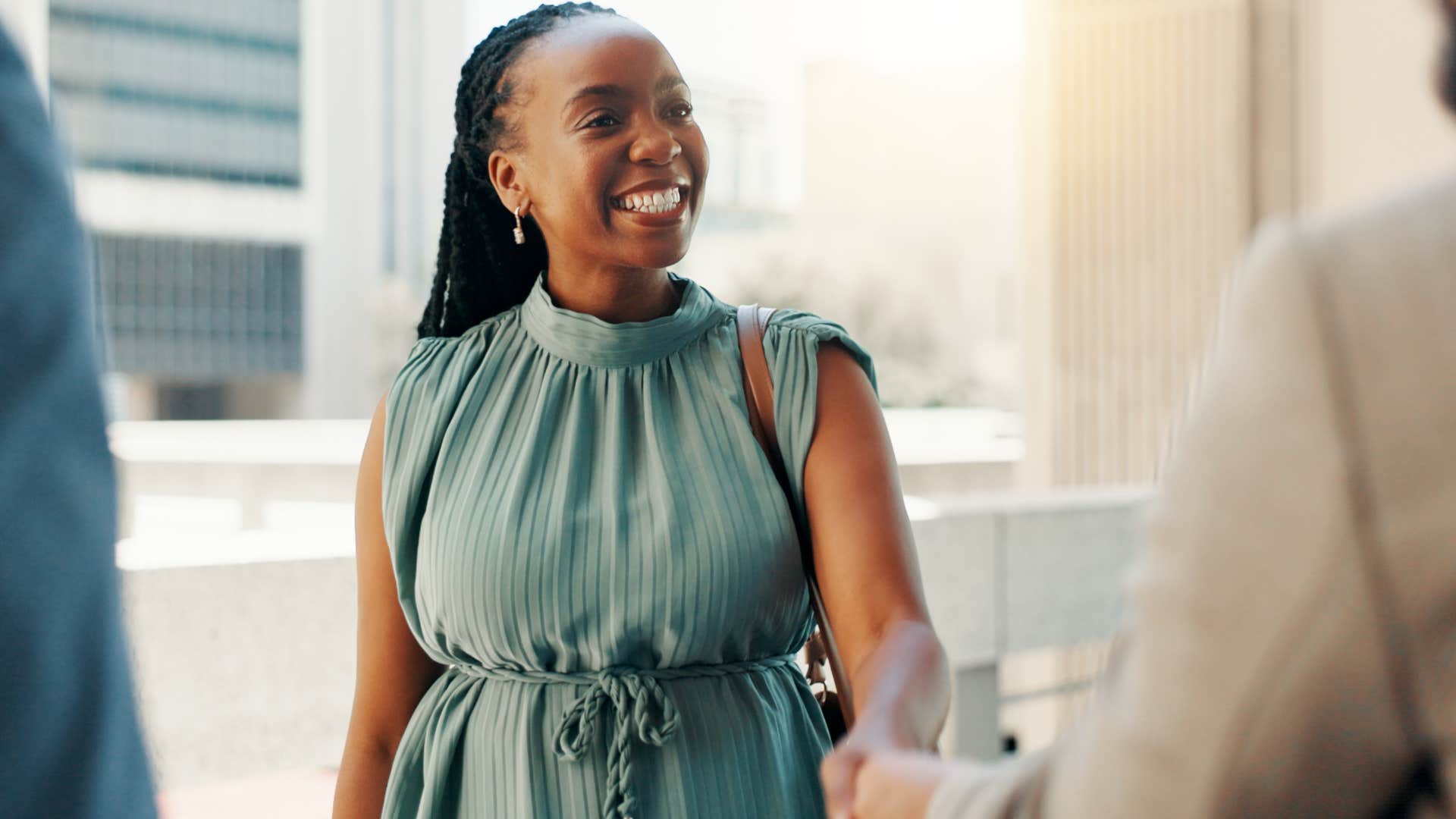 woman who doesn't judge people immediately talking to strangers