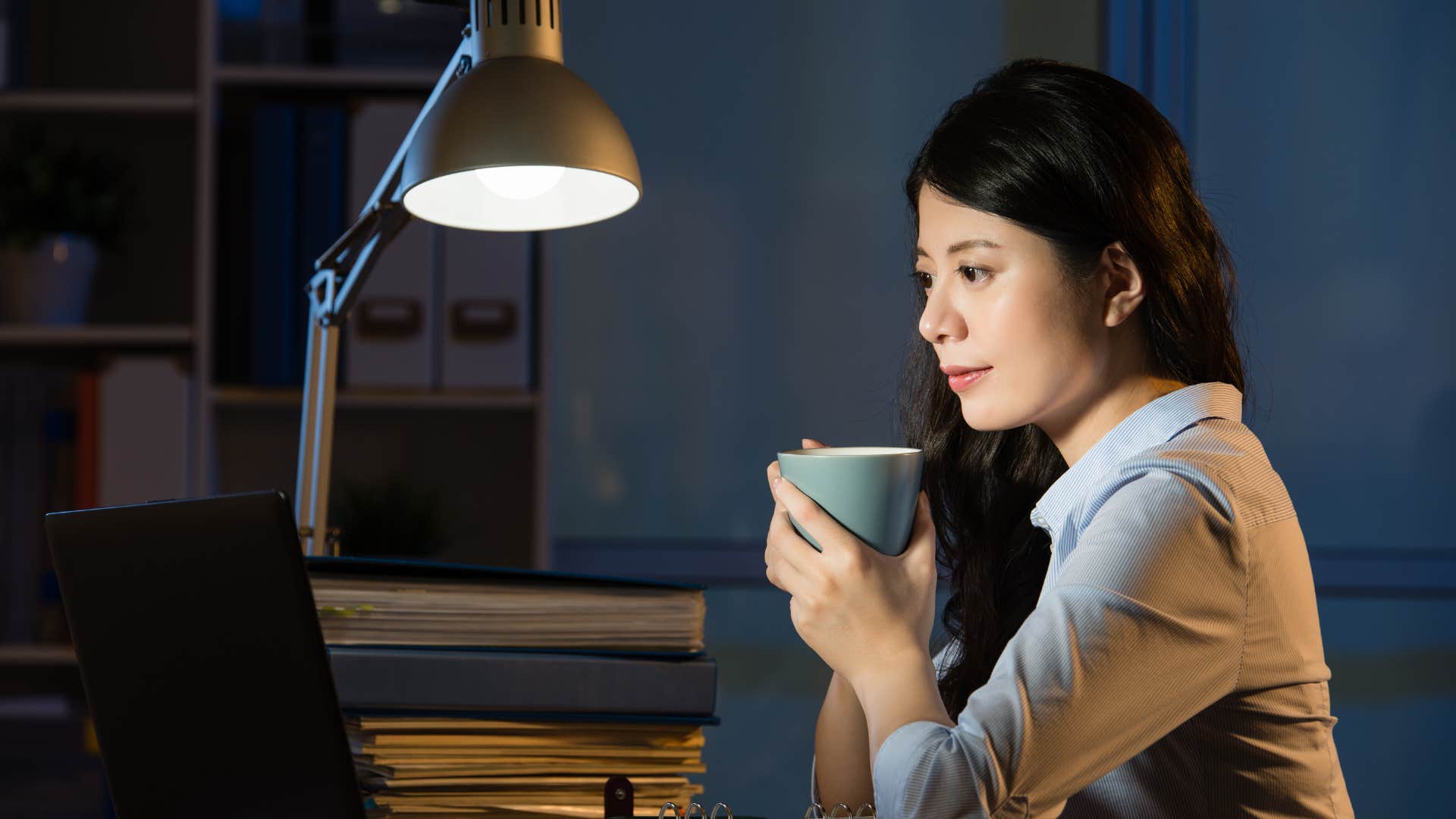 people who prefer being alone at night often share these personality traits they are calm