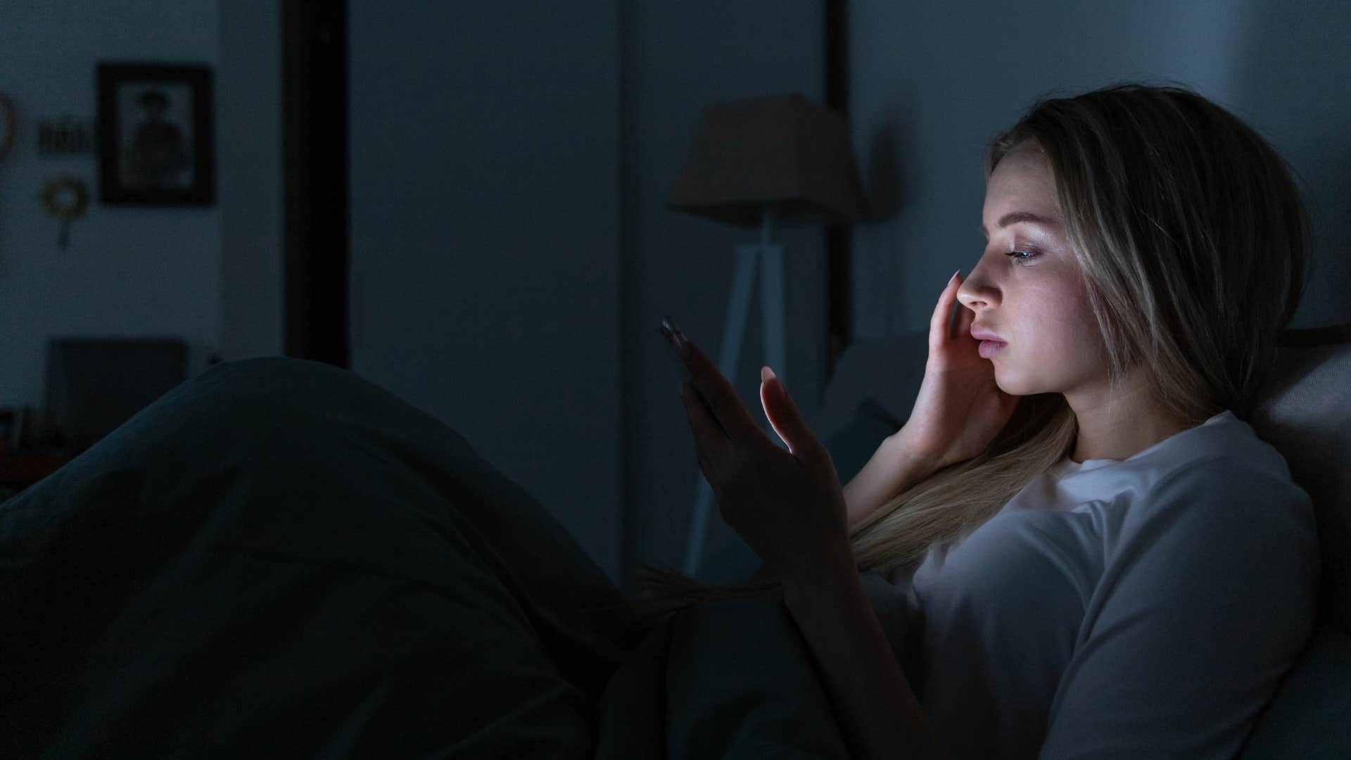 people who prefer being alone at night often share these personality traits they are self aware