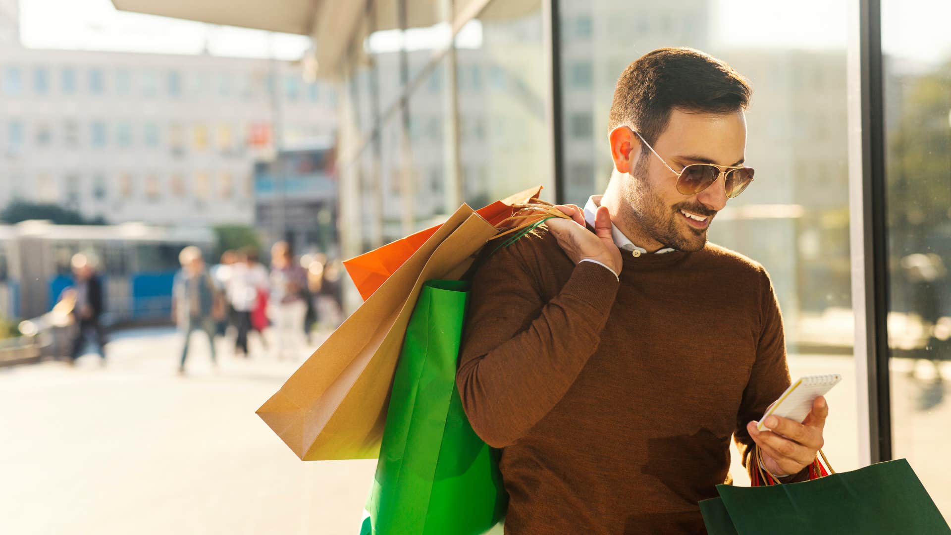 man who spends tons of money on little things because he underestimates his spending