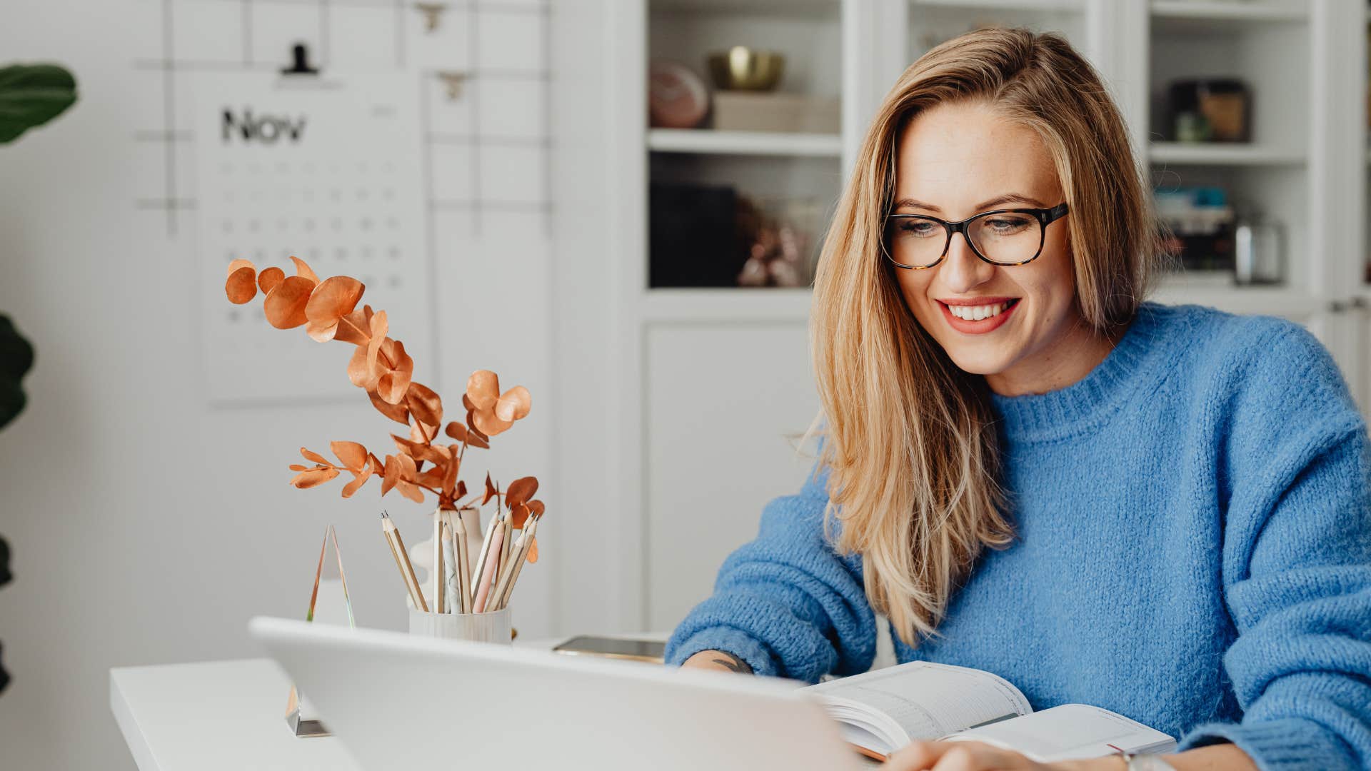 people with blue eyes have distinct personality traits that normal eyed people dont have they are more strategic 