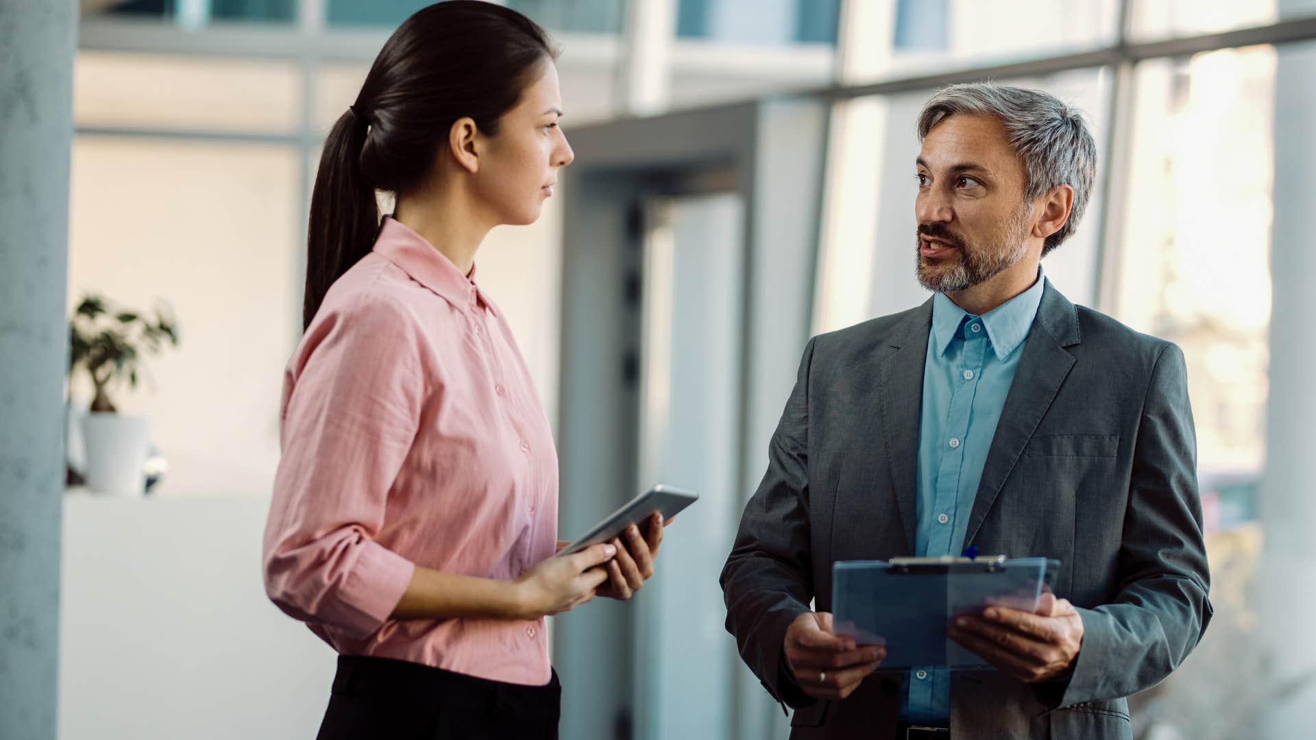 woman telling rude colleague we can disagree without being cruel