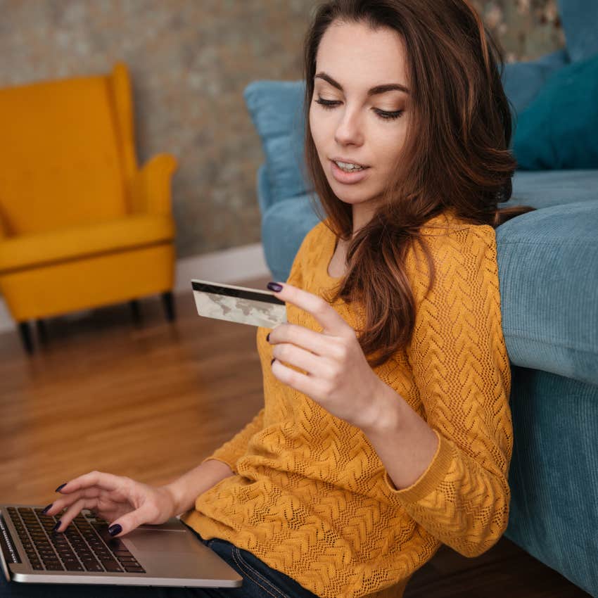 woman forced to pay a convenience fee online shopping