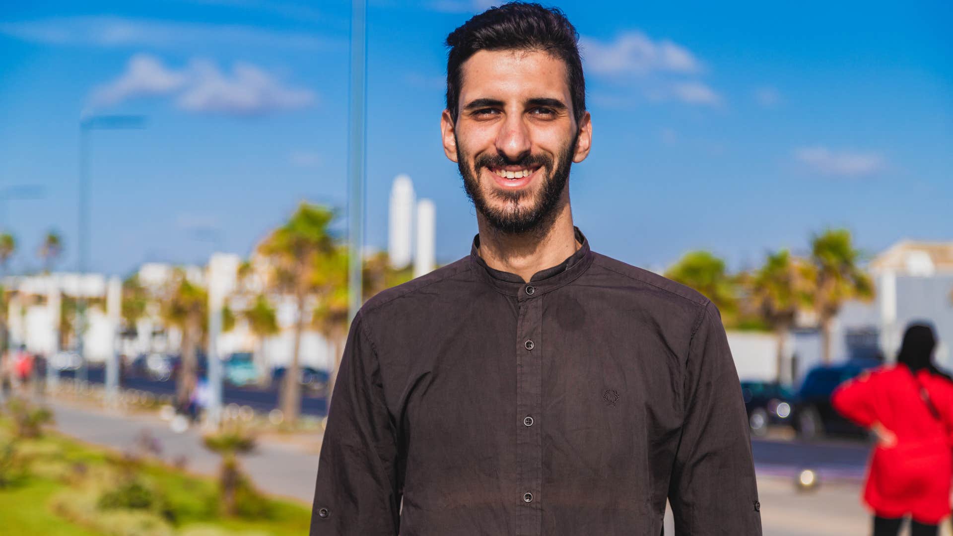 signs of a man who loves attention more than commitment he exaggerates his achievements