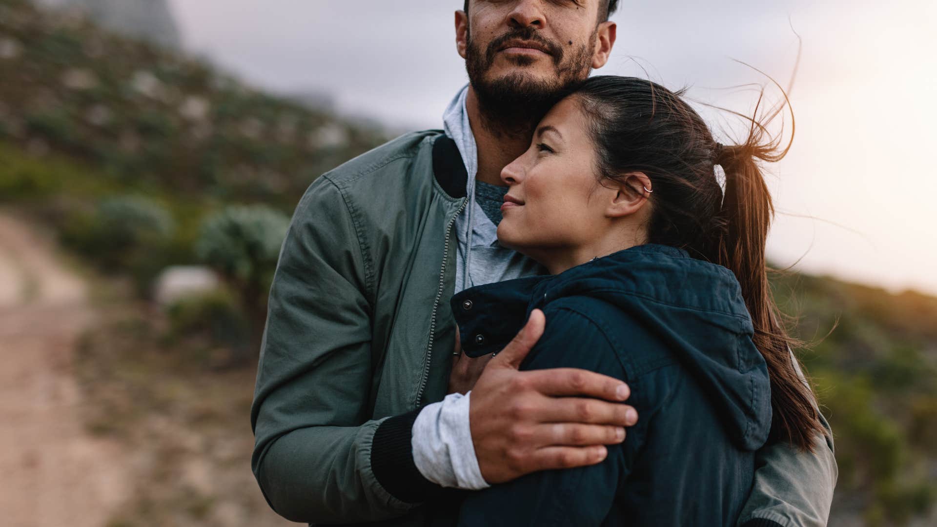 signs youre with someone who loves the idea of you more than the real you they compare you to others