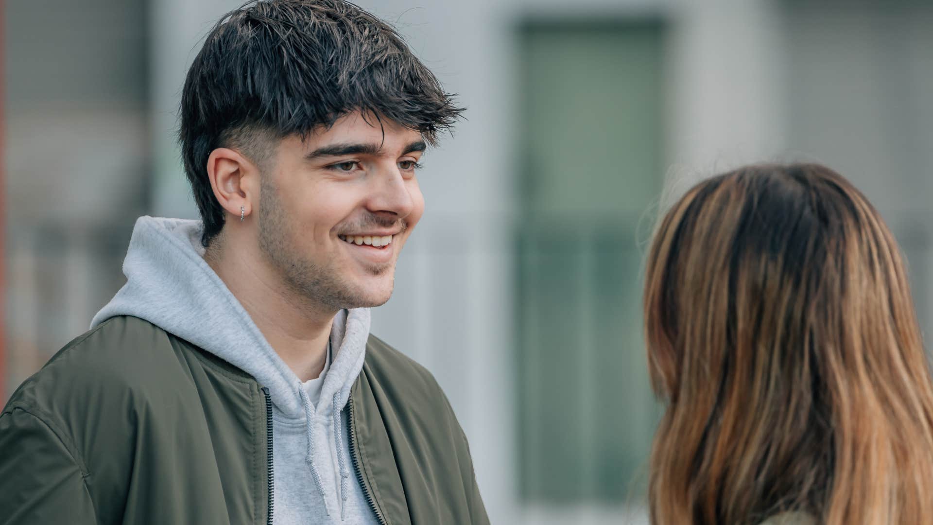 single man on a date expecting mutual effort