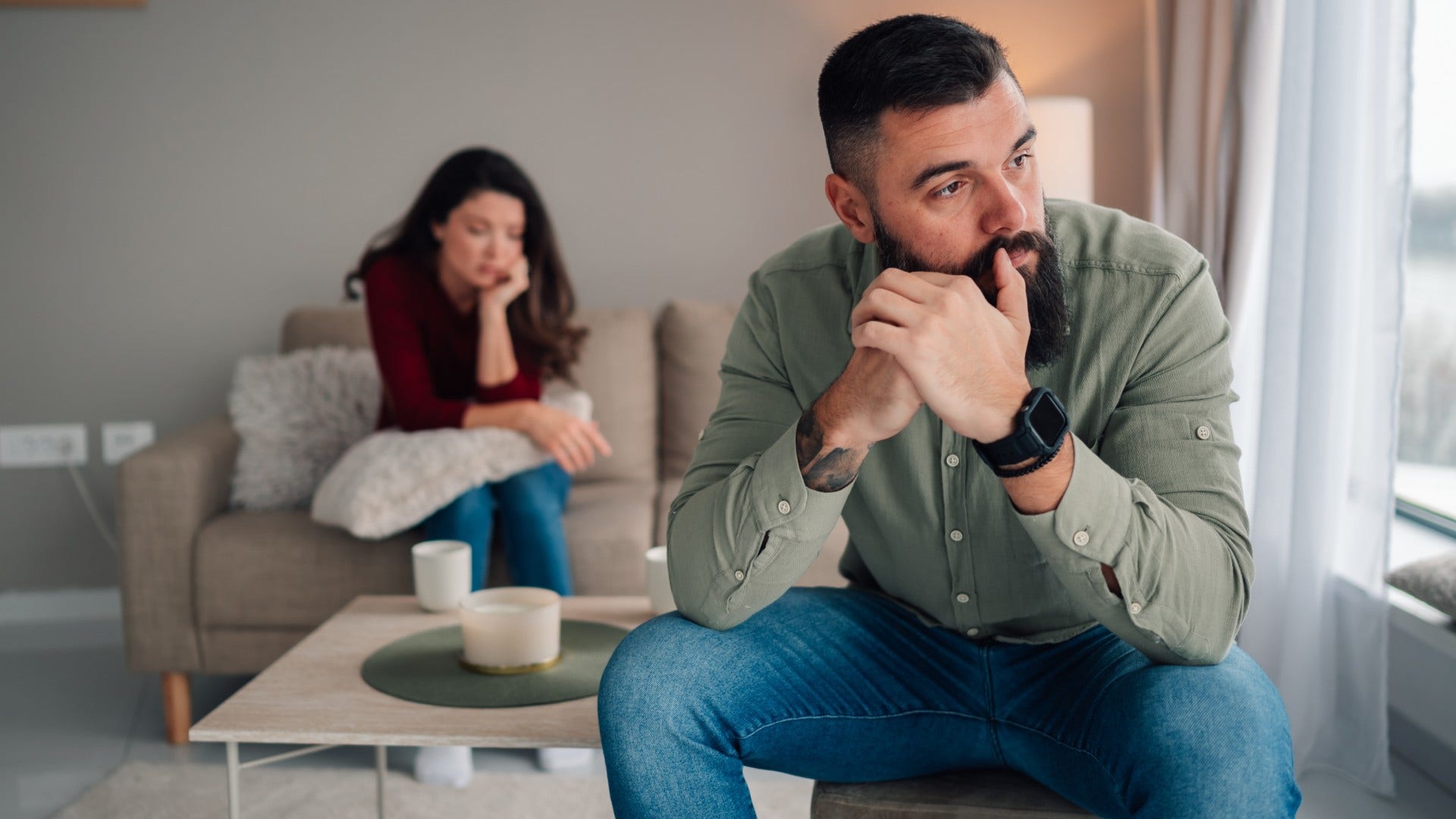 emotionally immature man avoiding uncomfortable conversations that mess up healthy relationships