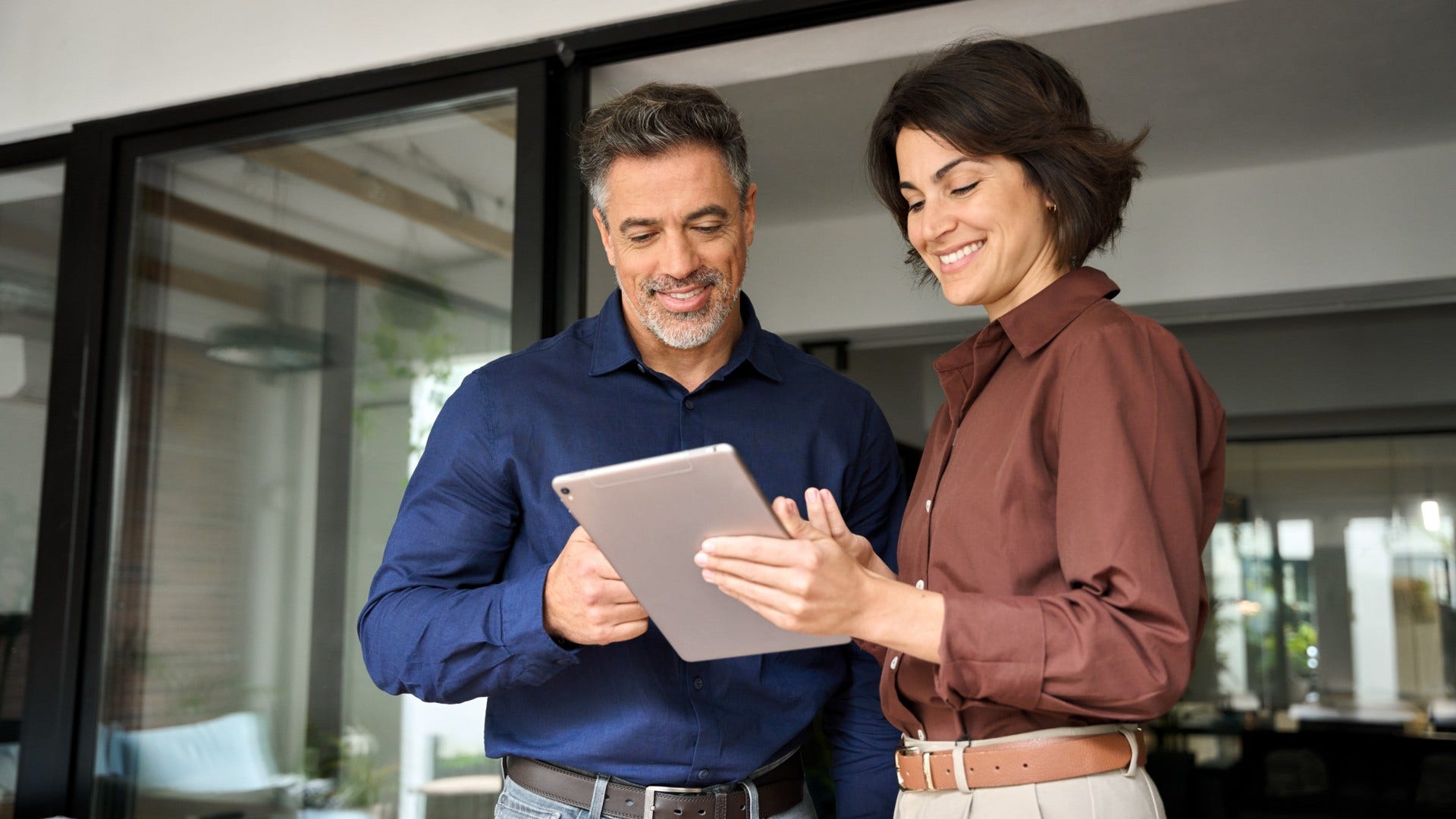 man telling woman that makes sense because he respects her