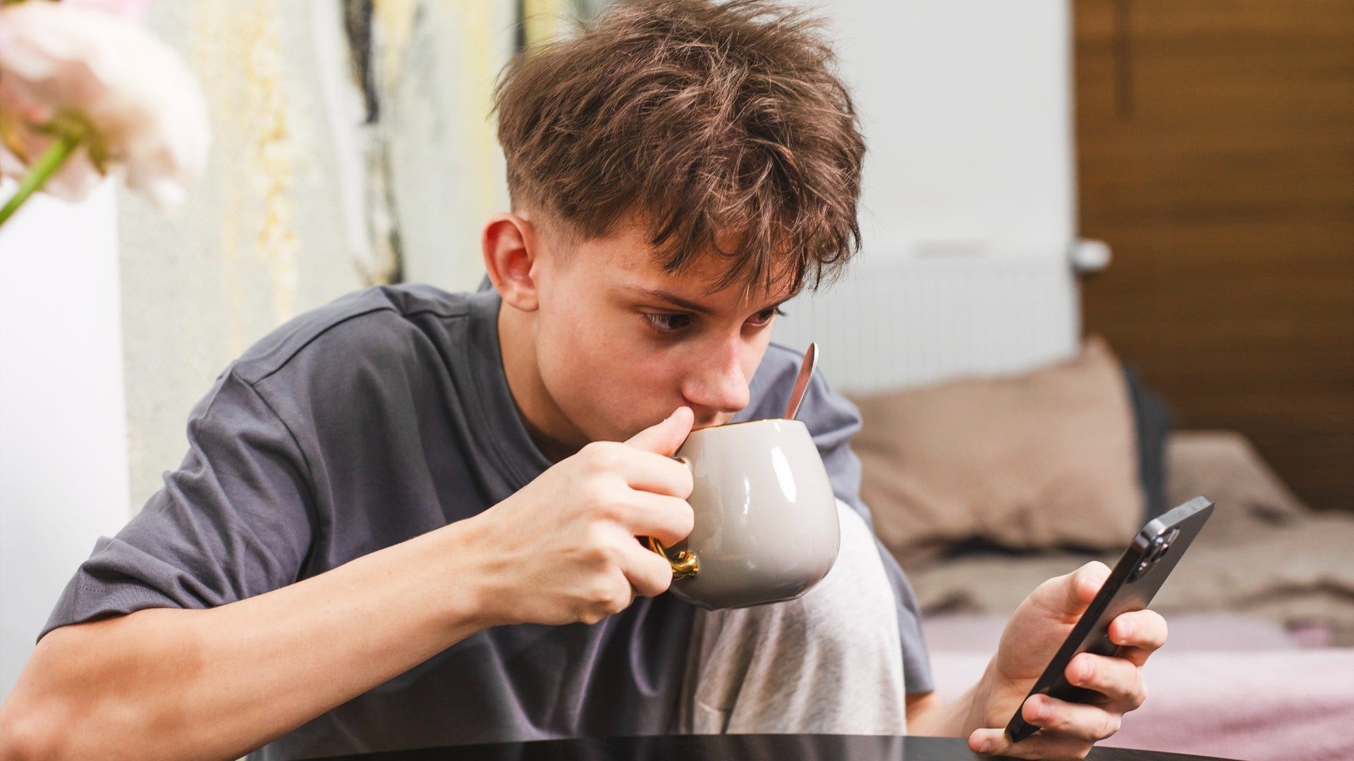 teen dating through apps that would have shocked parents through the 80s