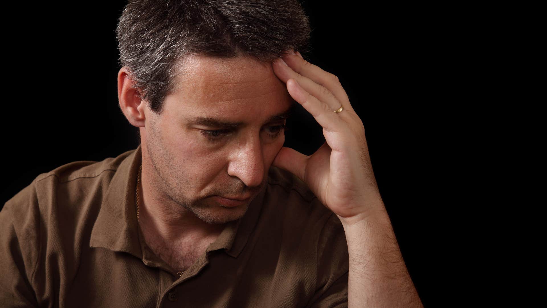 when a man is struggling but doesnt want you to know hell usually do these things without realizing he doesnt follow through with commitments 