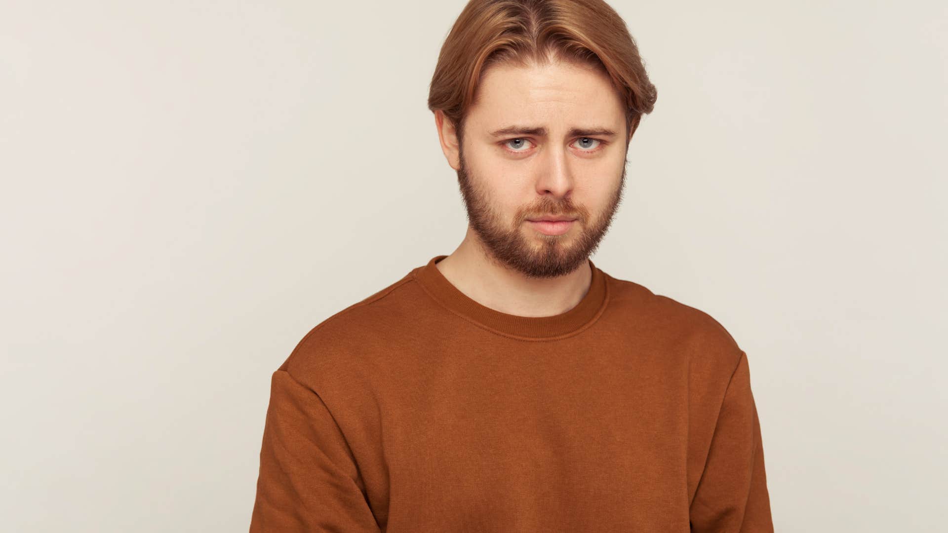 when a man is struggling but doesnt want you to know hell usually do these things without realizing he stops putting in effort