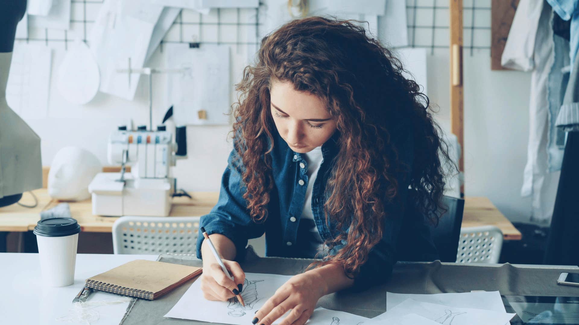 woman who balances work and home practice planning and preparation