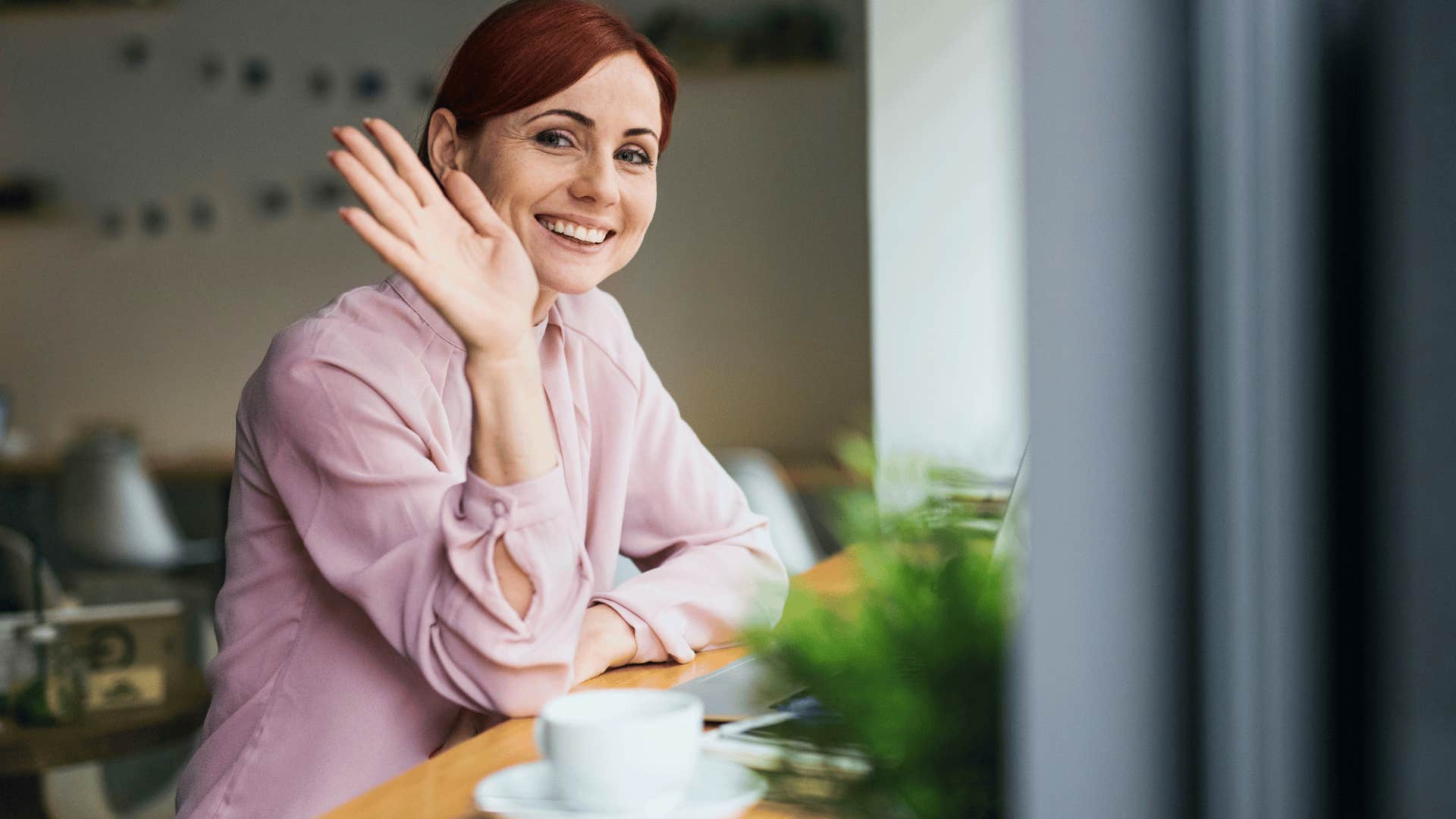 woman who balances work and home take breaks to recharge