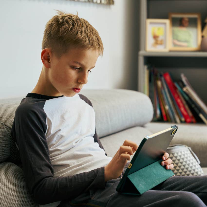 nephew on iPad mom says sister's boundary unfair