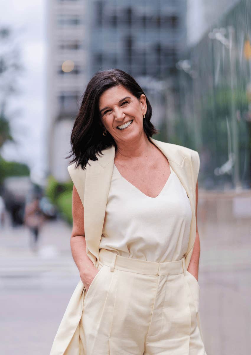 woman protecting her peace by not getting married