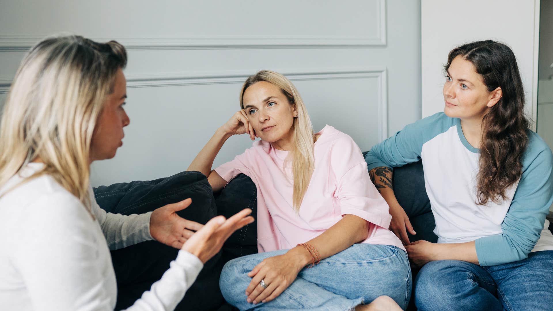 group of women avoid deep emotional conversations
